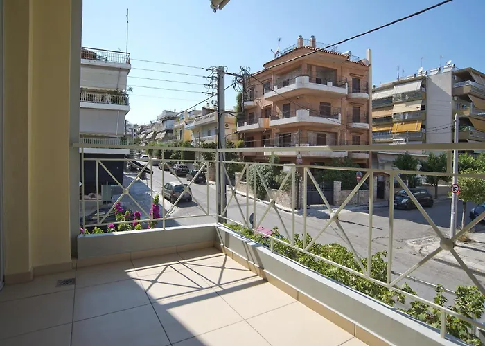 Filoxenia Modern Apt With Balcony Near Athens Ctr